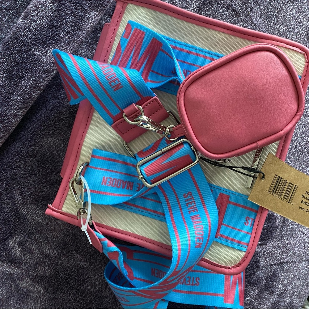 *** Brand New *** Steve Madden BWEBBER Creme/Pink/Blue